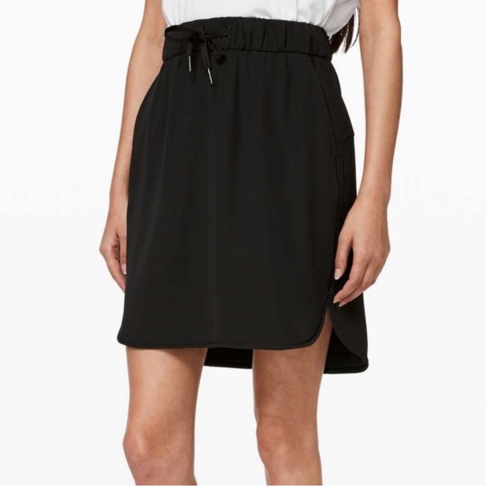 Lululemon On the Fly Skirt